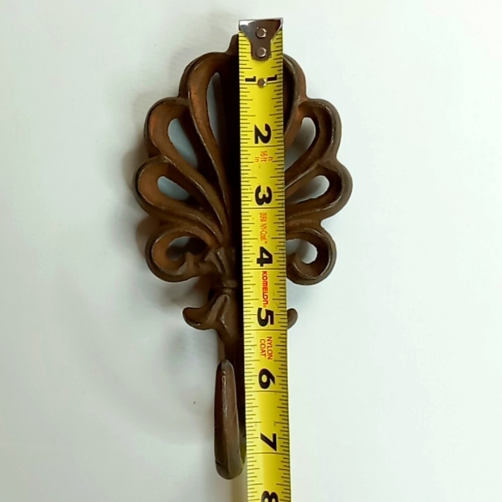 Cast Iron Clothes/Decorative Hook Vintage Look - Picture 4 of 7